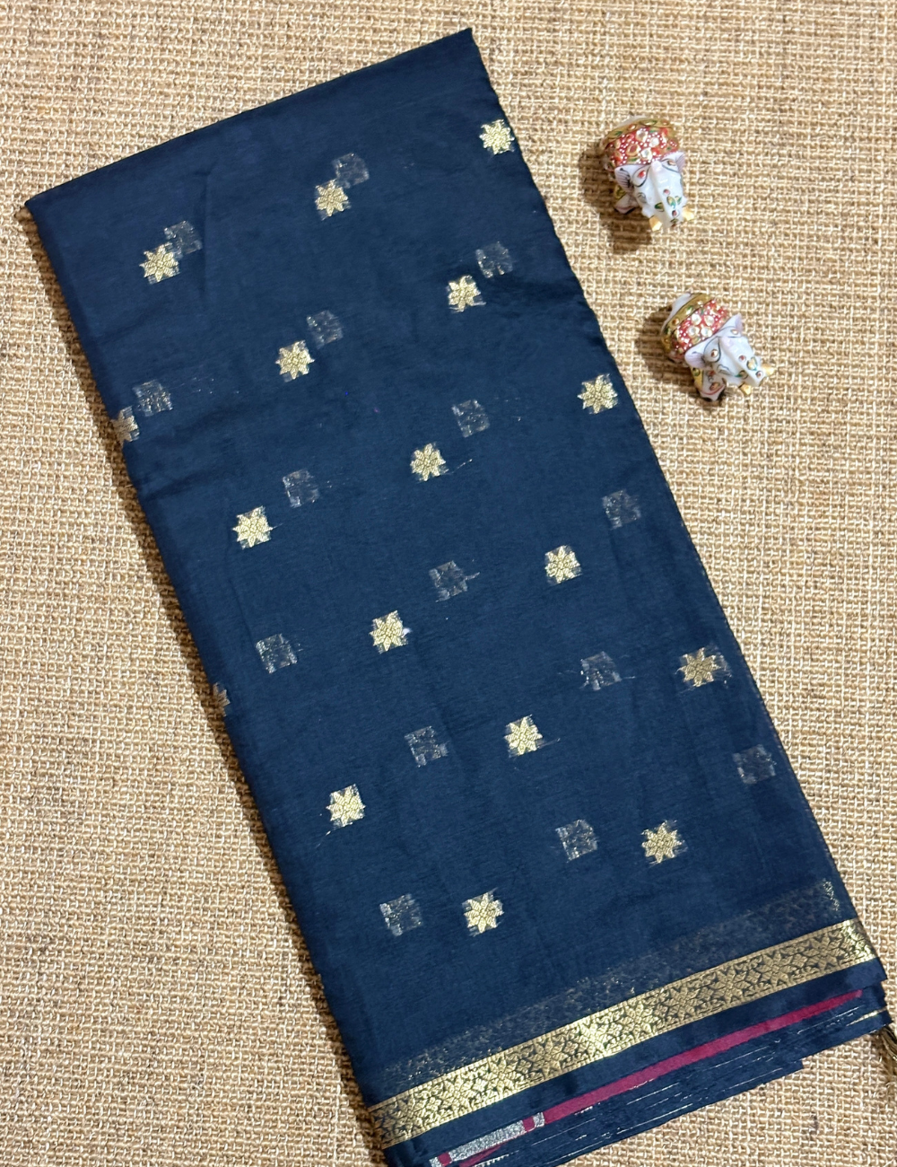 Black & Pinkish red with Zari Border Kalyani Cotton Saree