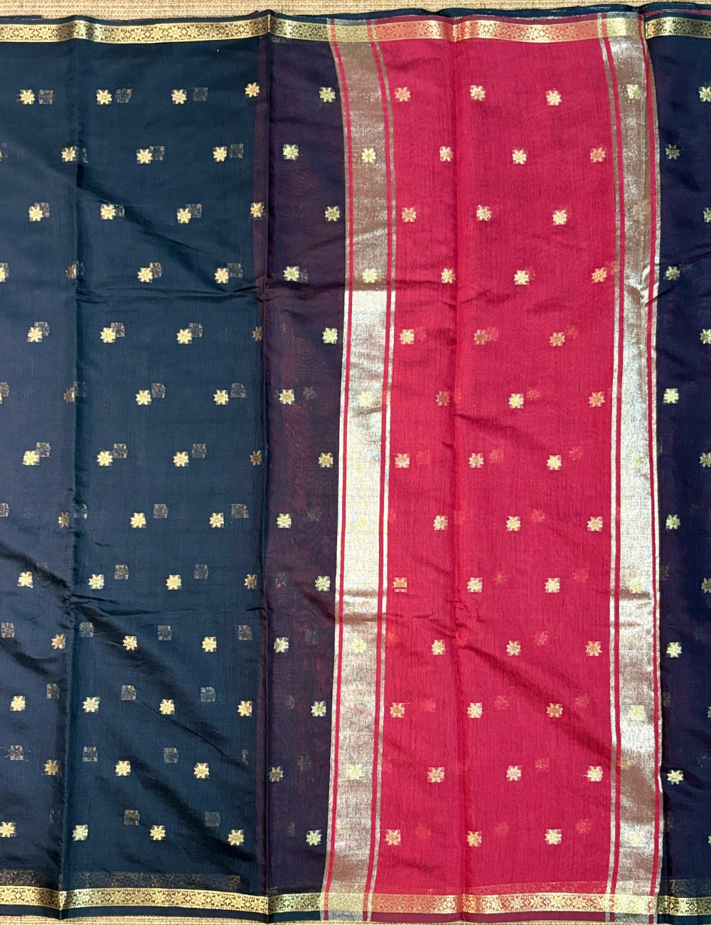 Black & Pinkish red with Zari Border Kalyani Cotton Saree