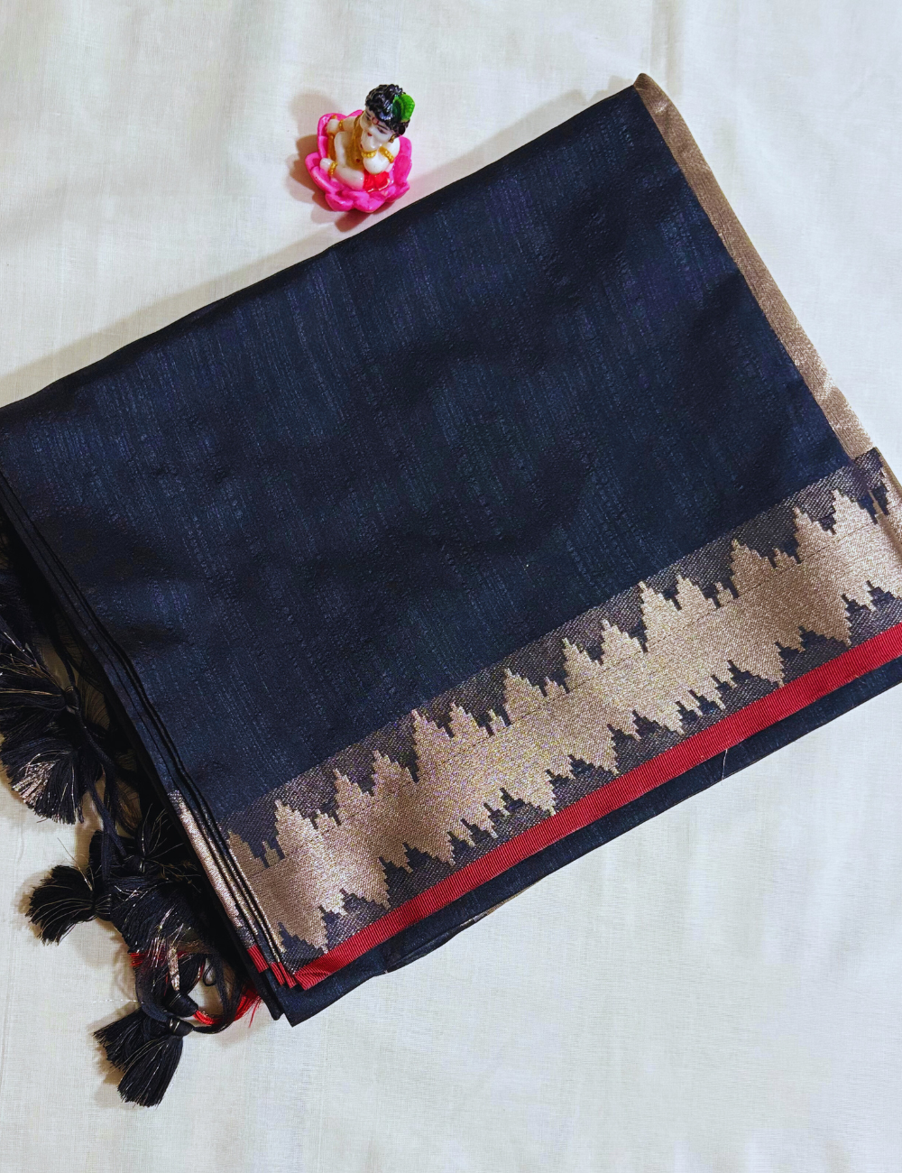 Black With Golden Pallu Semi Silk Saree