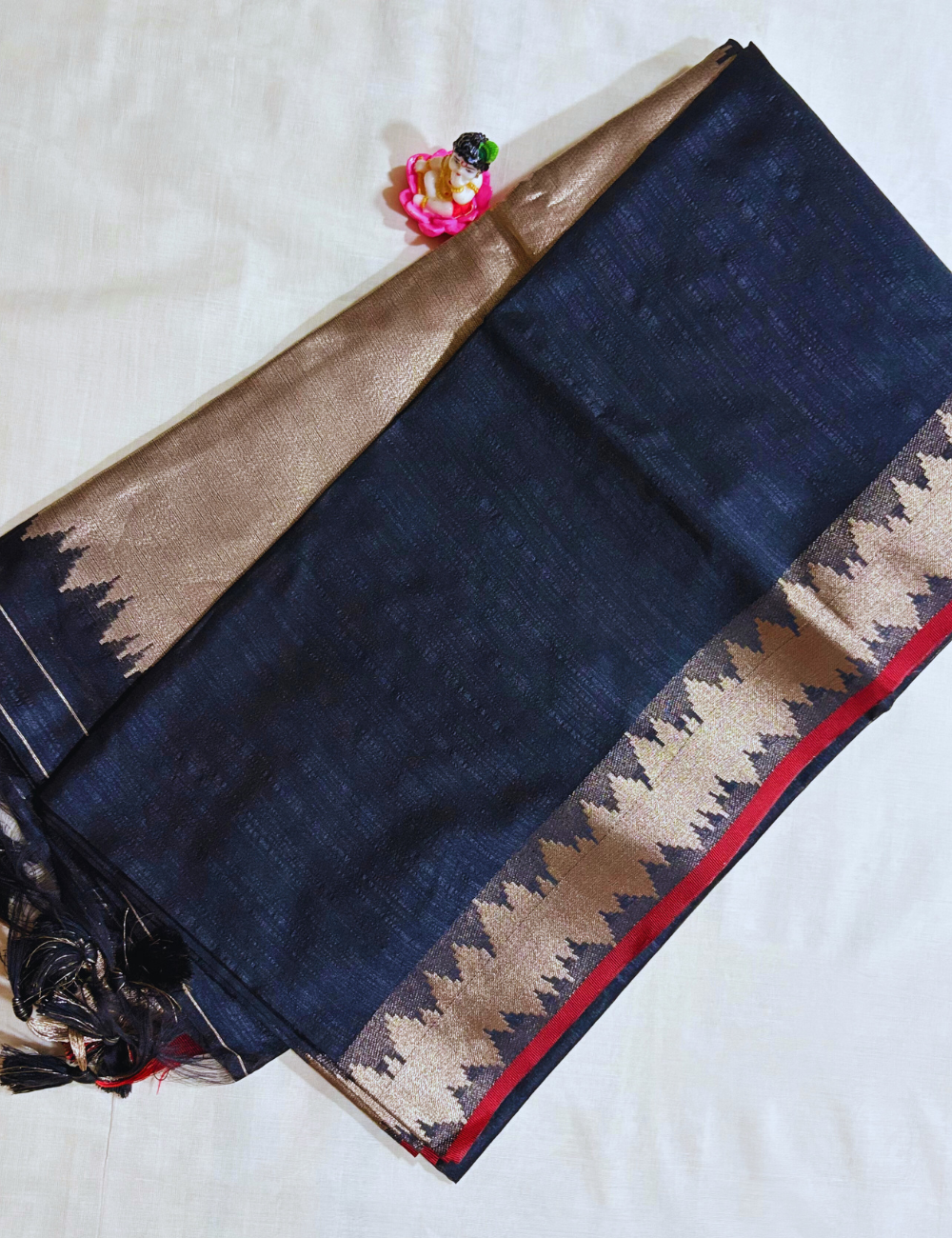 Black With Golden Pallu Semi Silk Saree