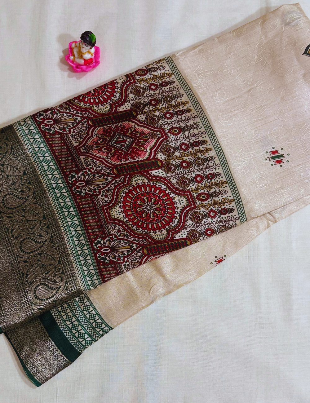 Cream with  Green & Red  Border Tussar saree