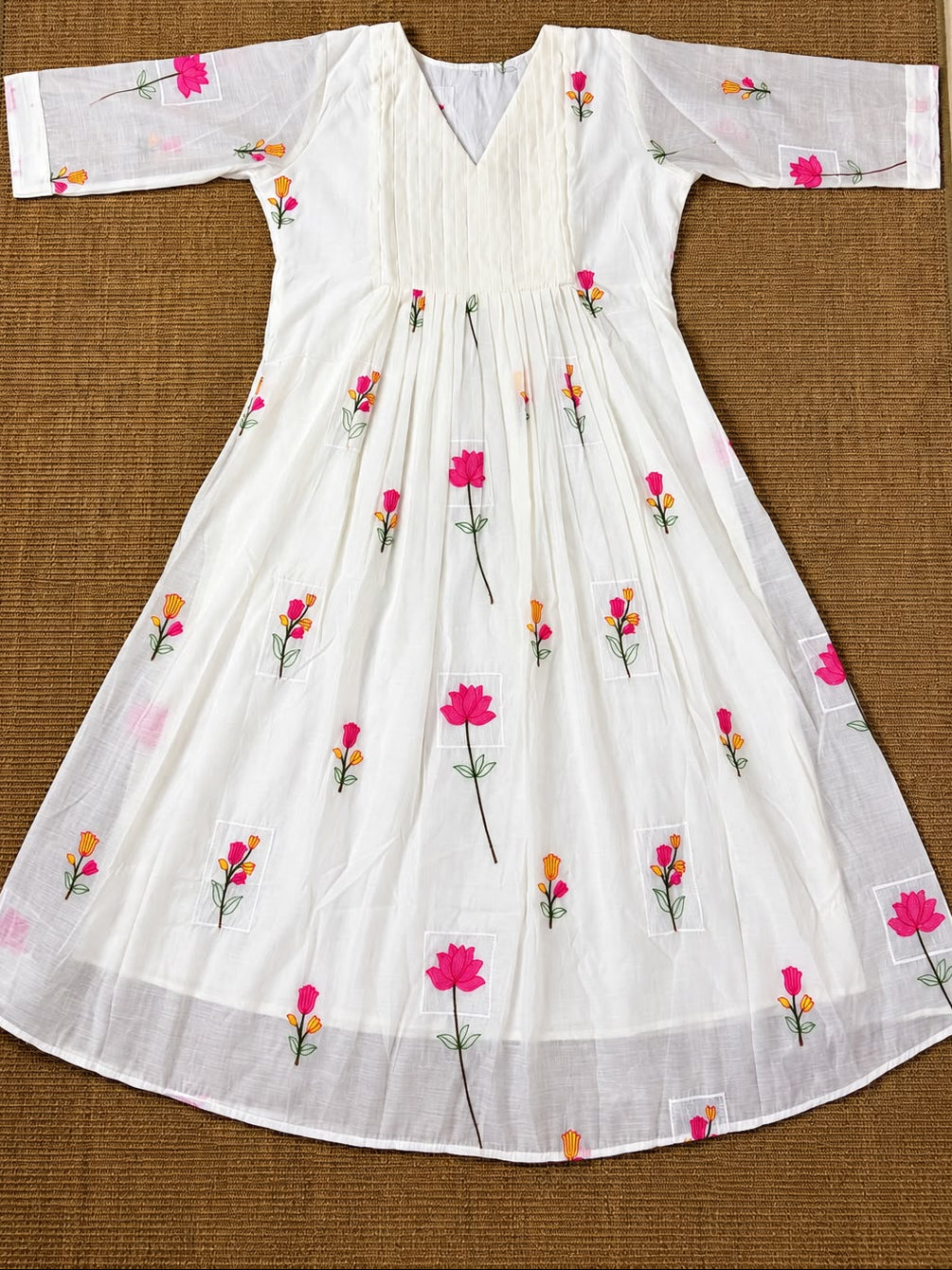 Ivory Floral Embroidered Anarkali Set
