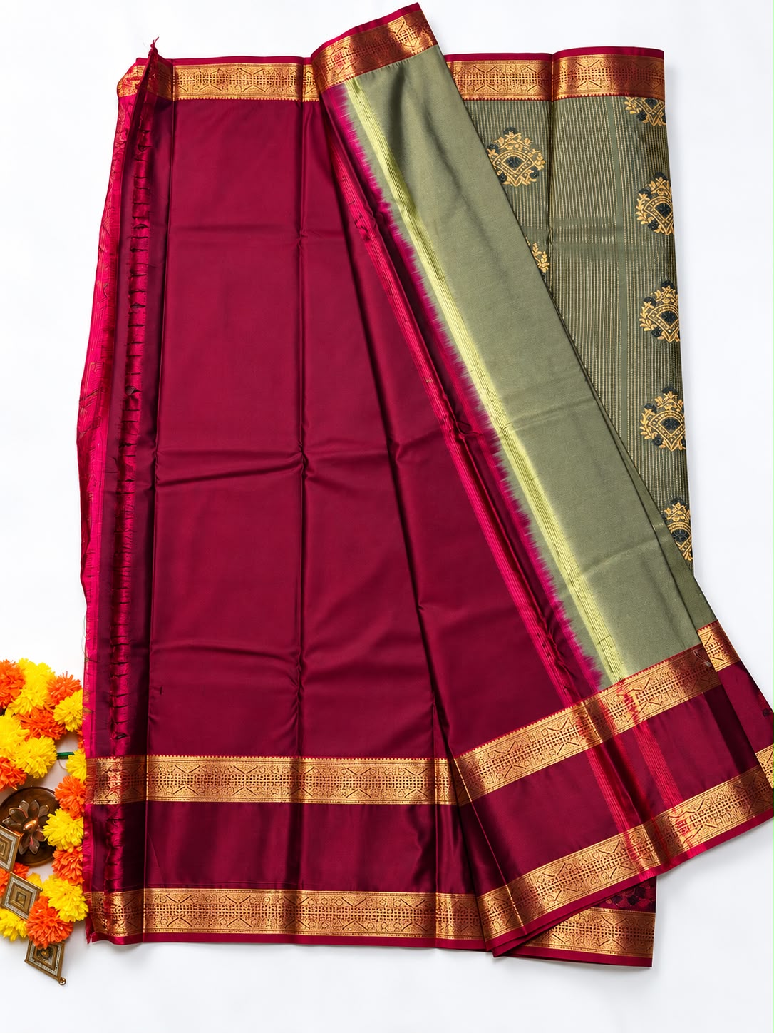 Elegant Silk Cotton Saree with Maroon & Gold Border